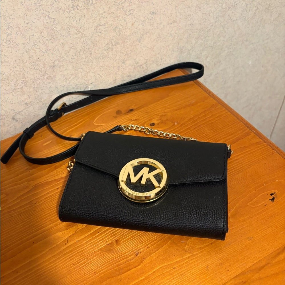 Michael Kors Hudson Black Leather Crossbody bag Gold MK Logo purse